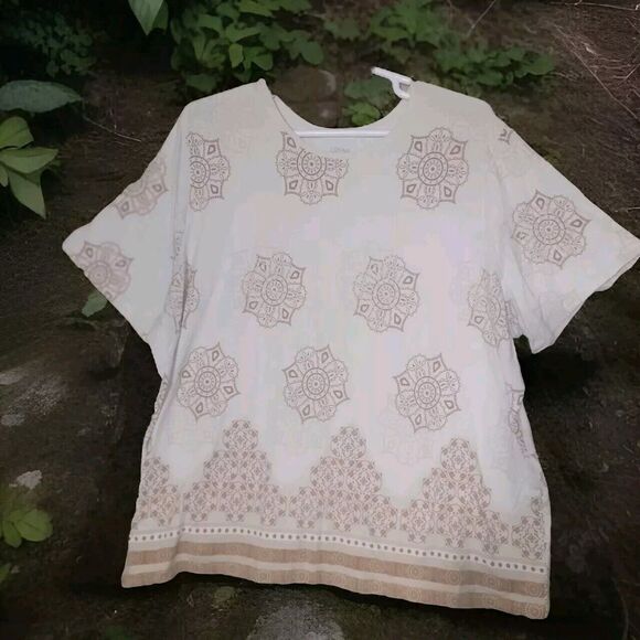 Liz & Me Shirt Womens Plus Size 4X Cream Mandala Flower Pattern Soft Casual Chic - Picture 1 of 8